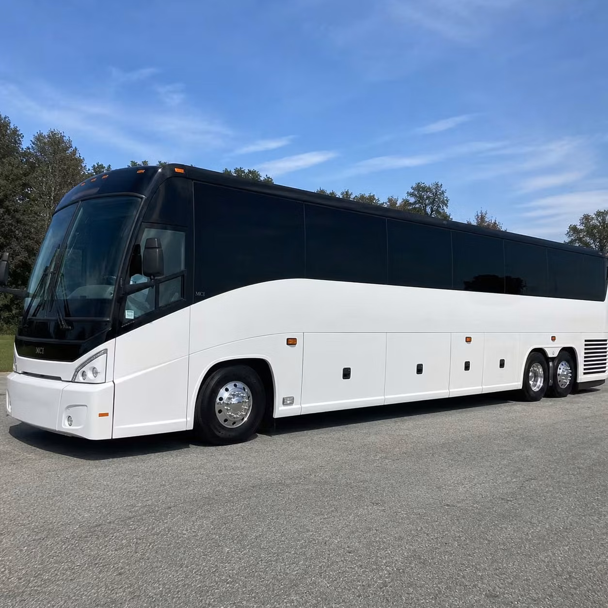 bus rental options for glendale trips