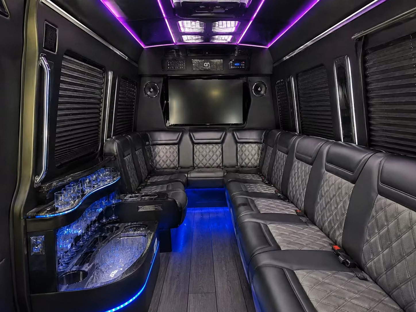 coachbusglendale com makes it possible to build a custom glendale prom night itinerary around any schedule