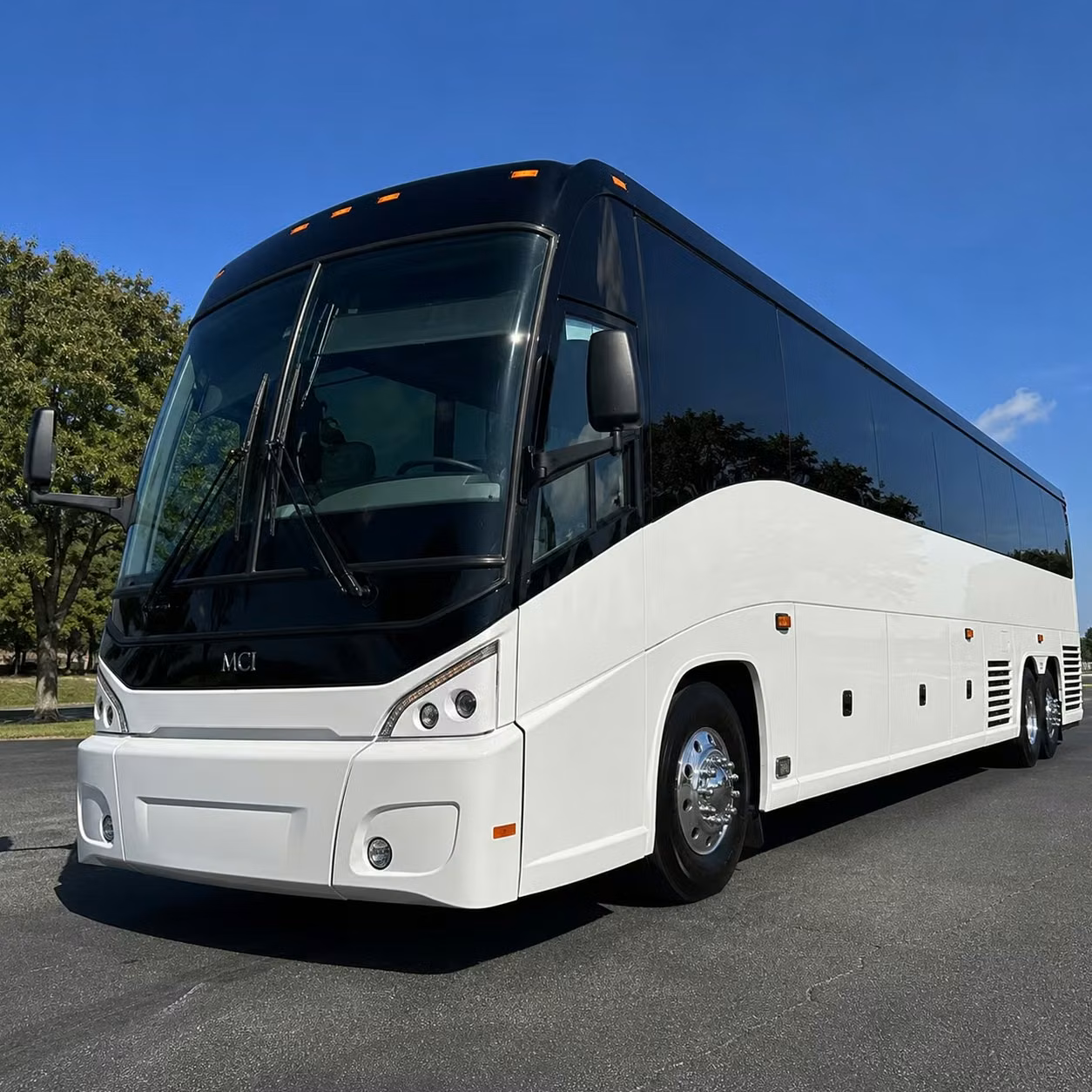 long distance charter bus rentals for glendale sports teams church groups and corporate travel