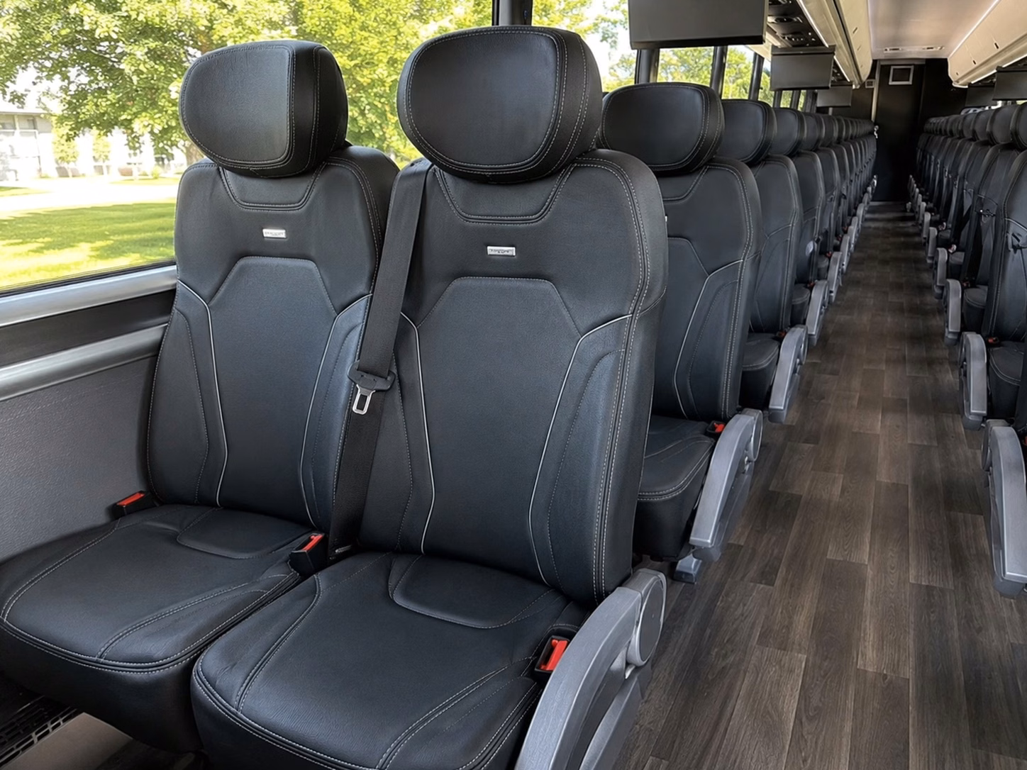 wherever your wedding weekend takes you around glendale there is a bus ready for it