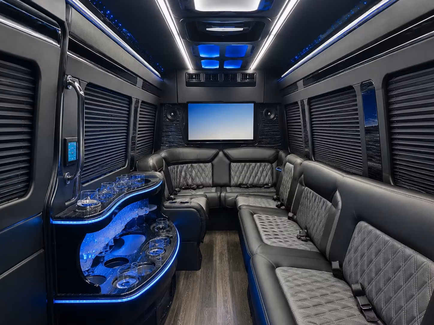 you don t have to split your group across a dozen rideshares for rose bowl events